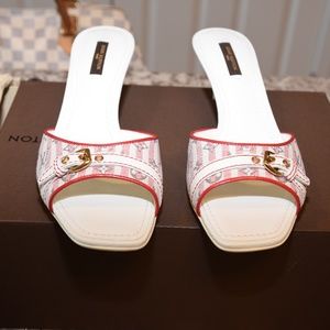 Louis Vuitton Monogram Kitten heel